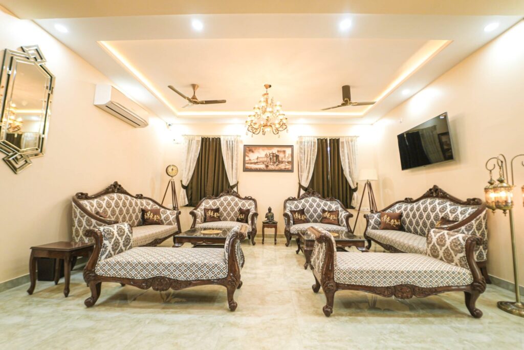 DSC00106.JPG-2nd-min-scaled (2)