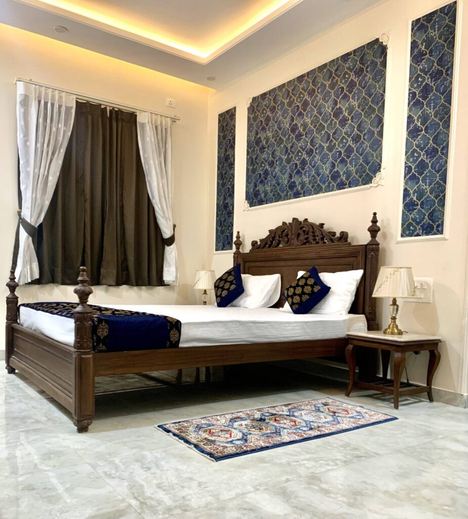 IMG_2793.jpg-HOME-PAGE-scaled